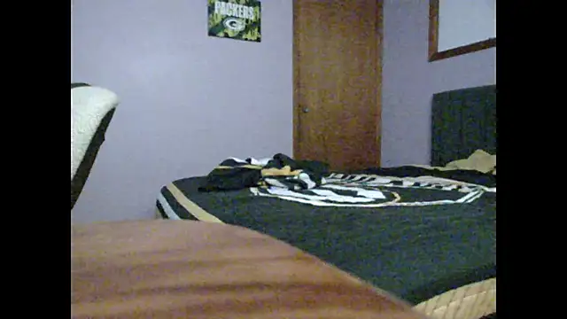 Snapshot of bam420bam chatting on 12.22.24 bam420bam online show from 12.22.24