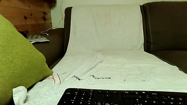 Snapshot of chili_80 chatting on 02.04.26 chili 80 online show from 02.04.26