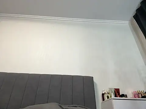 Snapshot of Blondeqlove chatting on 02.04.25 Blondeqlove online show from 02.04.25