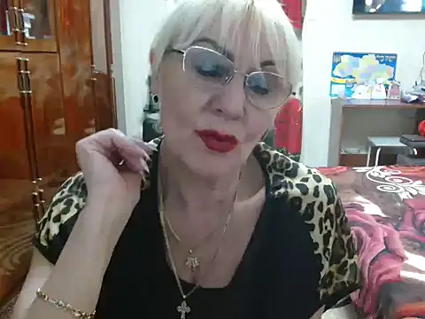 JenaCheim online show from 02.14.25