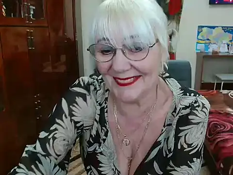 JenaCheim online show from 02.17.25