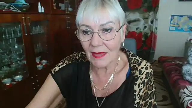 JenaCheim online show from 10.16.25
