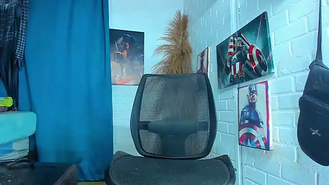 Zack Grey online show from 02.04.25