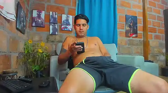 Zack Grey online show from 03.10.25