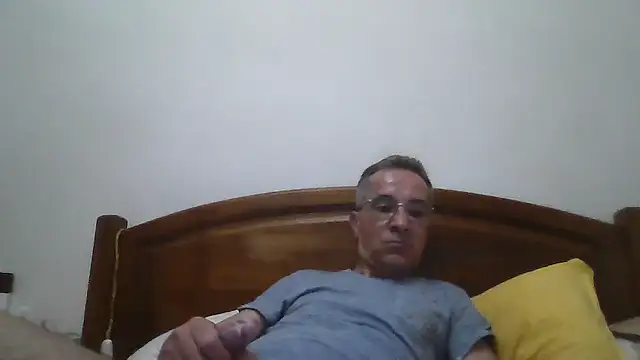 CarlosRocha73 online show from 05.10.26