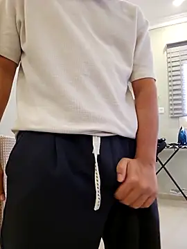 Snapshot of shakir12340 chatting on 11.21.25 shakir12340 online show from 11.21.25