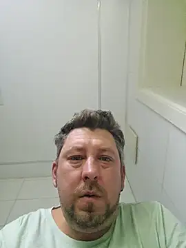 Snapshot of ktmtom247 chatting on 11.27.25 ktmtom247 online show from 11.27.25