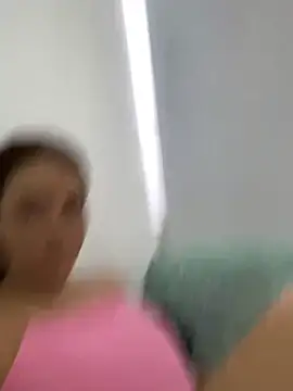 Snapshot of thered_QueenX chatting on 03.14.25 thered QueenX online show from 03.14.25