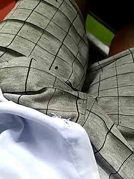 FriskyGender online show from 09.16.25