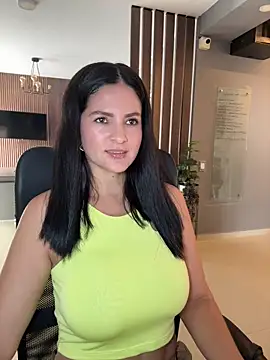 Snapshot of Carolina_Novoa chatting on 05.26.26 Carolina Novoa online show from 05.26.26