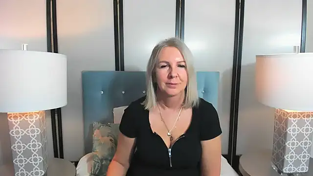 Snapshot of EricaTop chatting on 03.05.25 EricaTop online show from 03.05.25