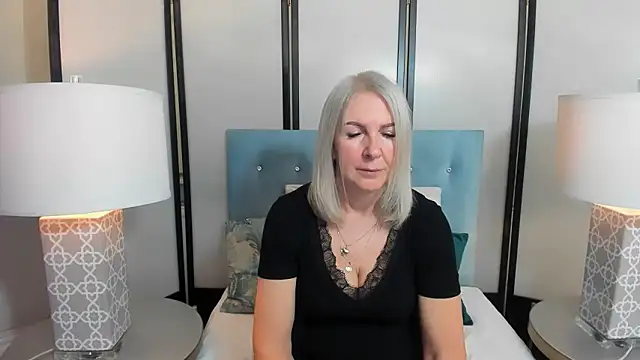 Snapshot of EricaTop chatting on 01.14.26 EricaTop online show from 01.14.26