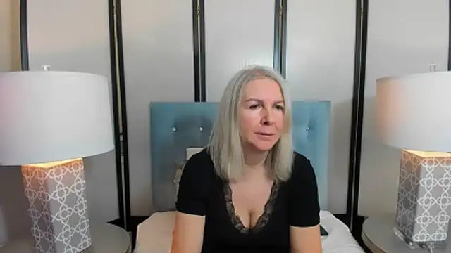 Snapshot of EricaTop chatting on 02.03.26 EricaTop online show from 02.03.26