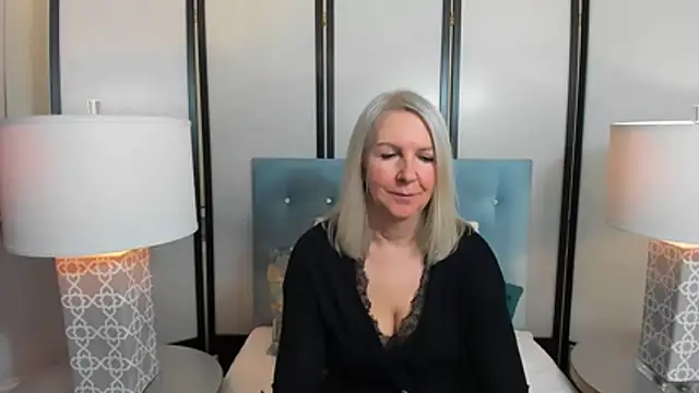 Snapshot of EricaTop chatting on 02.15.26 EricaTop online show from 02.15.26