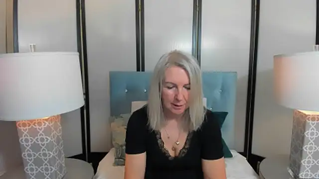 Snapshot of EricaTop chatting on 03.01.26 EricaTop online show from 03.01.26