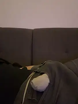 LionBoy1976 online show from 11.02.25