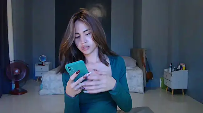  FoxyFlair online show from 01.30.25