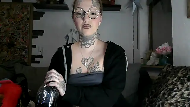 RoxxyInk online show from 02.08.26