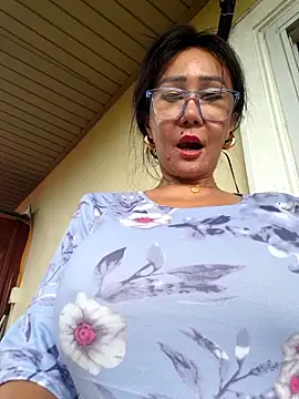 sweetieme online show from 02.06.26