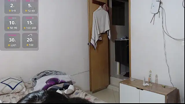 evolet01 online show from 11.22.25