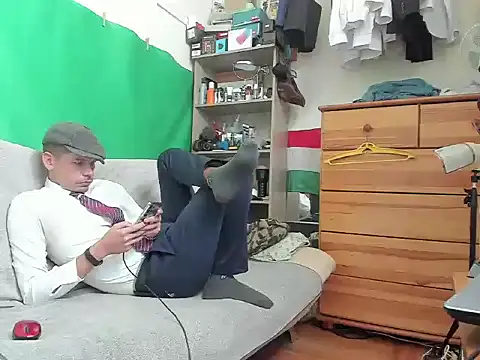 viraglaci18xh online show from 10.12.25