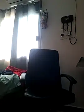 juliopantoja online show from 02.11.26