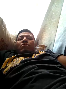 Snapshot of juliopantoja chatting on 05.01.26 juliopantoja online show from 05.01.26