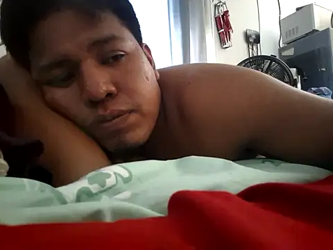 Snapshot of juliopantoja chatting on 07.16.26 juliopantoja online show from 07.16.26