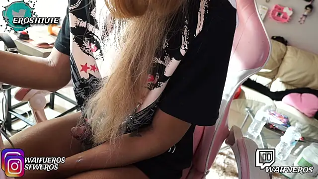 Snapshot of NSFWEros chatting on 01.31.26 NSFWEros online show from 01.31.26