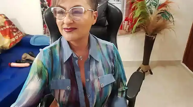 Tamara Luaren online show from 12.20.24