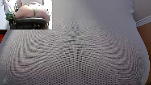Snapshot of zoe_hotxxx chatting on 06.22.26 zoe hotxxx online show from 06.22.26