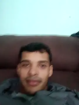 Snapshot of doodosantoss chatting on 11.22.25 doodosantoss online show from 11.22.25