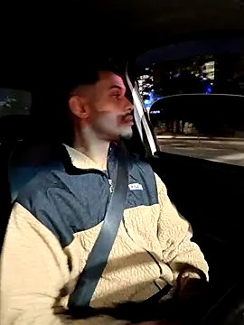 Snapshot of doodosantoss chatting on 11.30.25 doodosantoss online show from 11.30.25