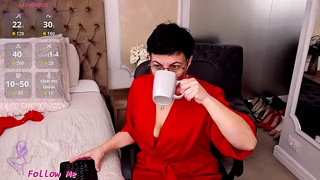 BustyPenellope online show from 02.14.26