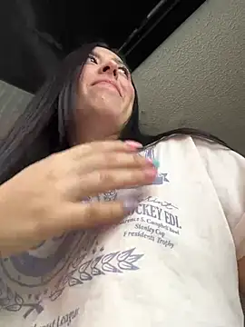 Snapshot of Sofhi_corolinne31 chatting on 02.21.25 Sofhi corolinne31 online show from 02.21.25