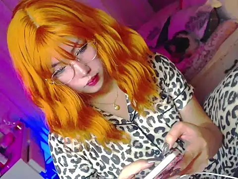 HOTnWILDalice online show from 05.22.26