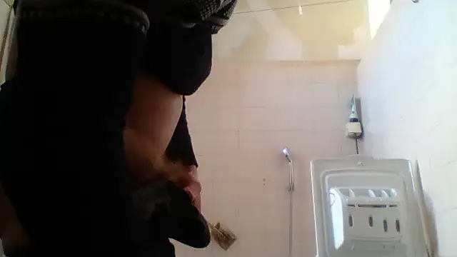 Snapshot of 8inmanskny chatting on 04.06.26 8inmanskny online show from 04.06.26