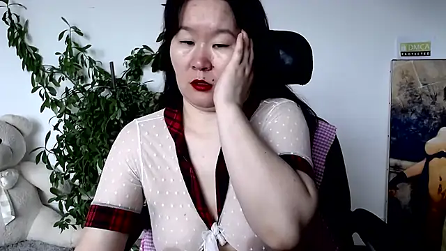 Snapshot of Akira_xx chatting on 05.24.26 Akira xx online show from 05.24.26