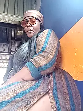 SQUITBOOTY online show from 01.18.26