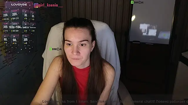 Snapshot of Girl_Ksenia chatting on 02.05.25 Girl Ksenia online show from 02.05.25