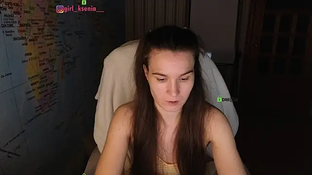 Snapshot of Girl_Ksenia chatting on 03.22.25 Girl Ksenia online show from 03.22.25