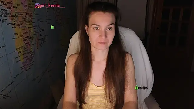 Snapshot of Girl_Ksenia chatting on 03.23.25 Girl Ksenia online show from 03.23.25