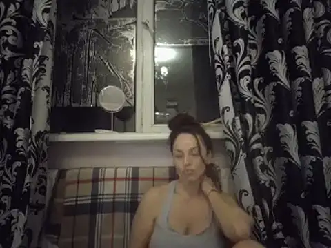 LindaStarS online show from 02.28.25