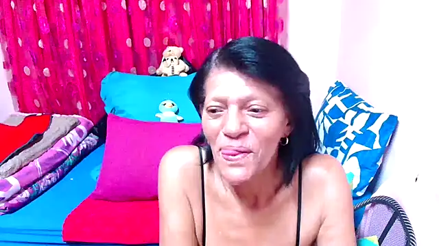 SLUTTYROXY online show from 11.19.25