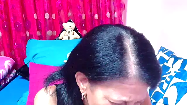 SLUTTYROXY online show from 11.24.25