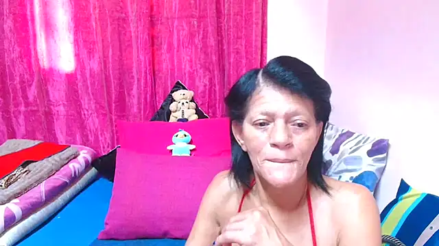 SLUTTYROXY online show from 12.16.25