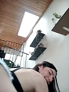 loveuu-bae online show from 01.11.25