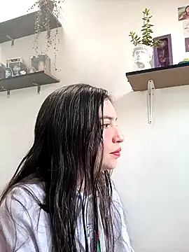 loveuu-bae online show from 02.08.25