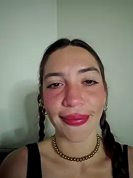 loveuu-bae online show from 12.04.25