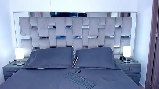 Cammiila online show from 10.07.25